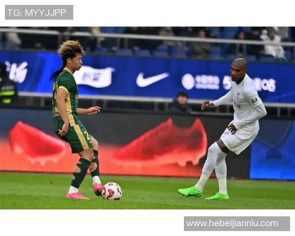 哪位足球明星的帅气指数最高引发球迷热议与讨论